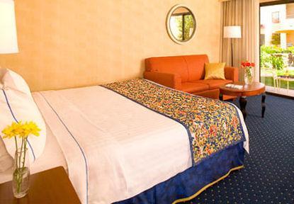 Hotel Courtyard By Marriott Bakersfield Pokój zdjęcie